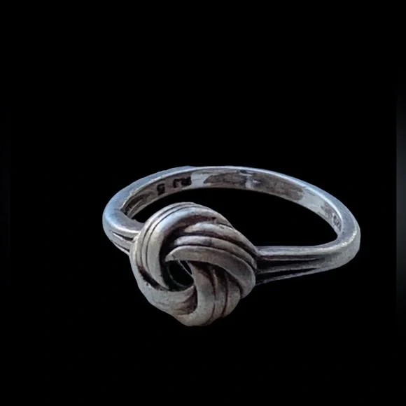 Vintage RJ Graziano Sterling Silver Knot Ring Woman’s Jewelry Love Promise Ring - Picture 9 of 9
